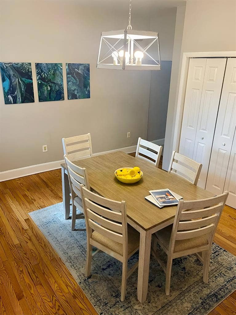 PRIVATE ROOM IN FURNISHED HOUSE