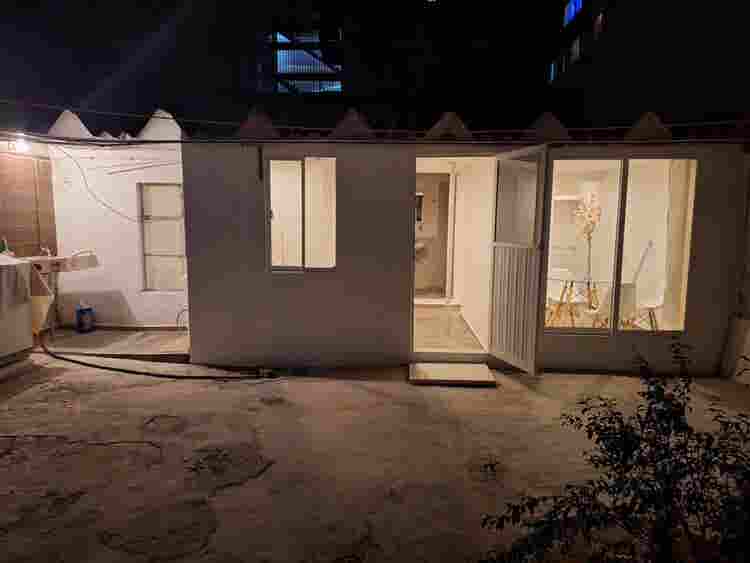 Se renta miniestudio con baño 1 per