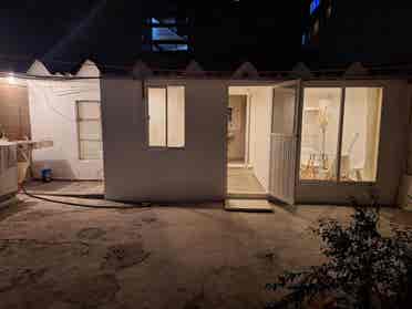 Se renta miniestudio con baño 1 per