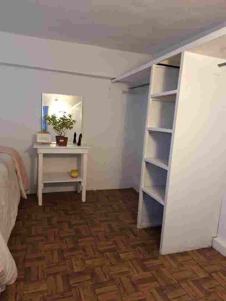 Se renta miniestudio con baño 1 per