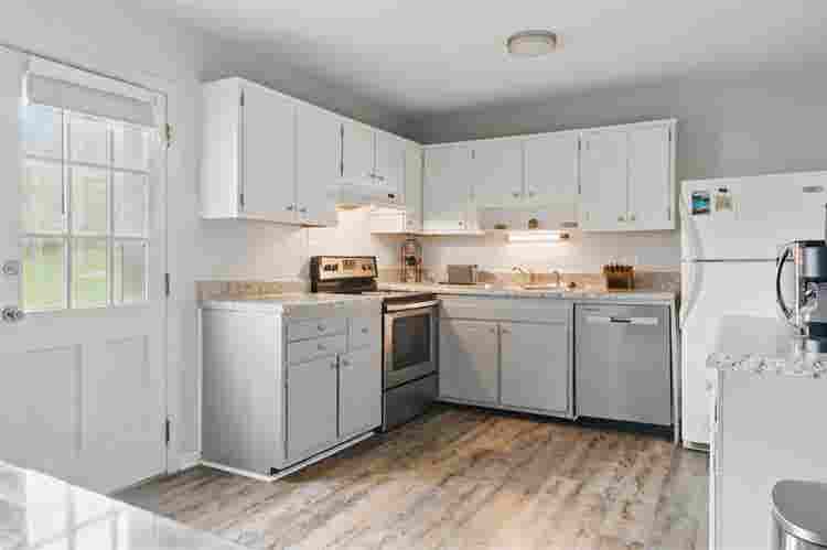 Seeking roommate in Chapel Hill