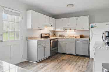 Seeking roommate in Chapel Hill