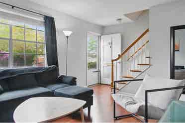 Seeking roommate in Chapel Hill