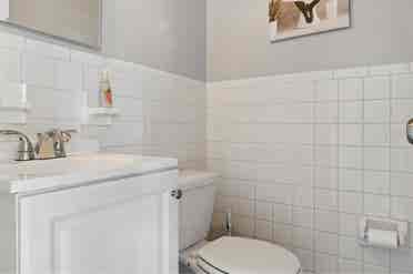 Seeking roommate in Chapel Hill