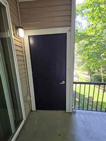 Roommate wanted
