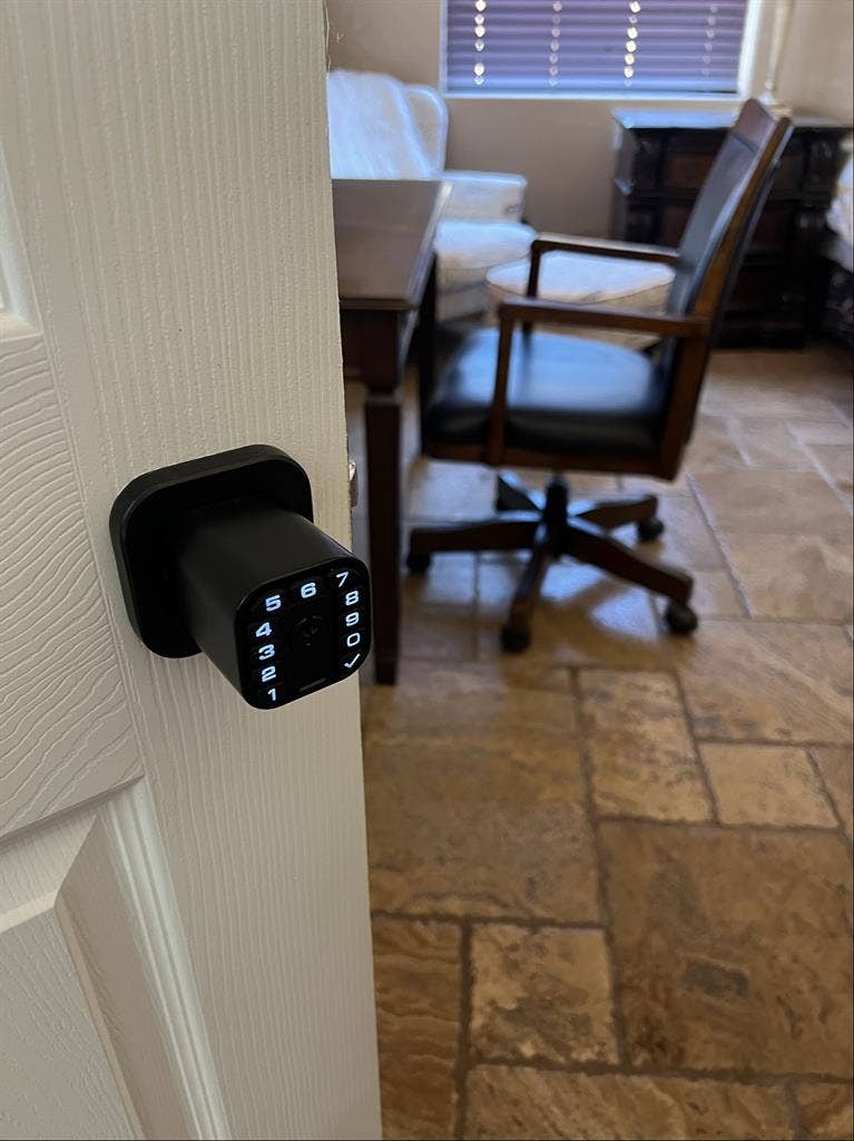 Furnished room Centennial Hills