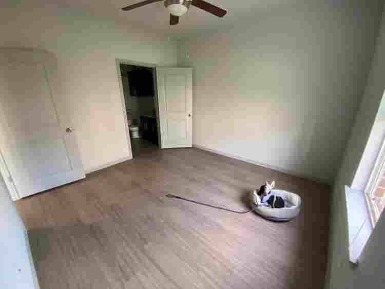 B (private) in Buda, TX