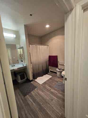 Roommate wanted 2 bedroom
