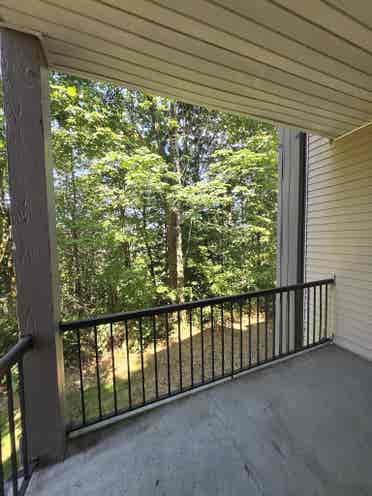 Roommate wanted 2 bedroom