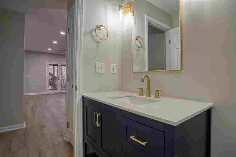 bath apartment