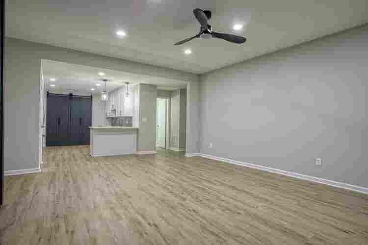 bath apartment