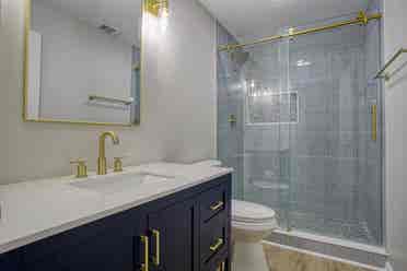 Private BA Basement unit