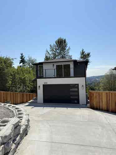 Luxury Oasis  New Construction