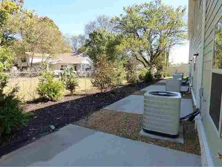 Need Roommate for Oct 1st!
