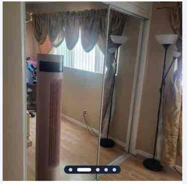 Bedroom with queen bed comp. desk