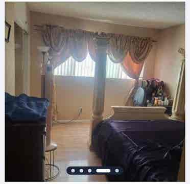 Bedroom with queen bed comp. desk