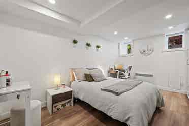 CHAMBRE À LOUER EN COLOCATION