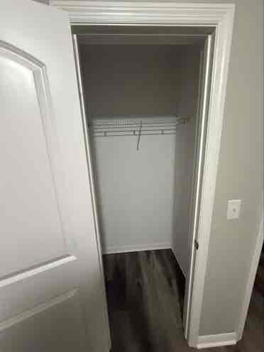 2 rooms available