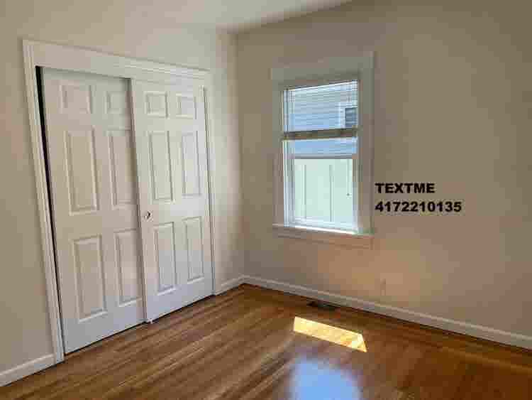 Large room for rent