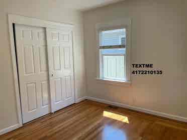 Large room for rent