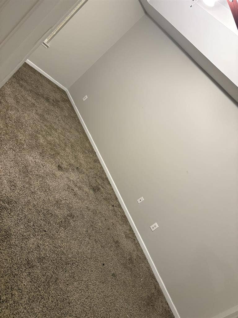 Master bedroom/Private Bathroom