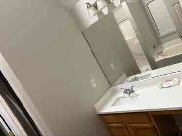 Master bedroom/Private Bathroom