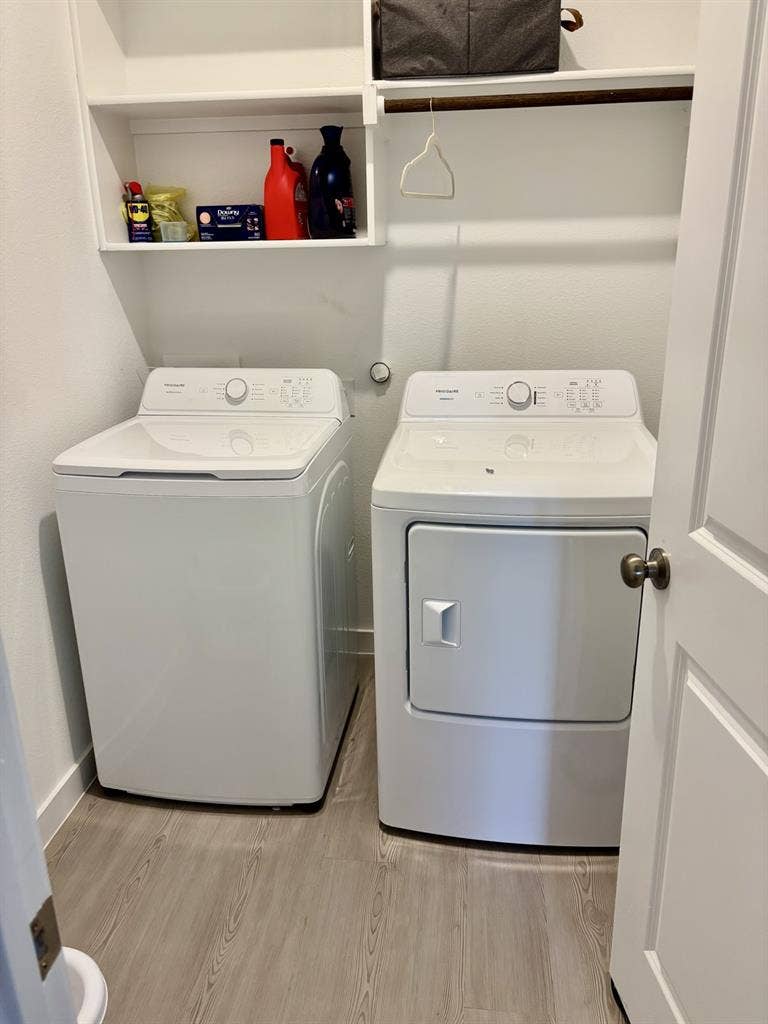 Spacious Bedroom for rent!