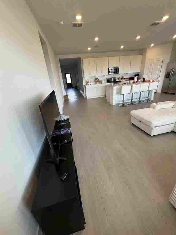 Spacious Bedroom for rent!