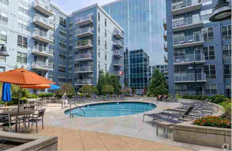 Luxury 2BR Lease Takeover