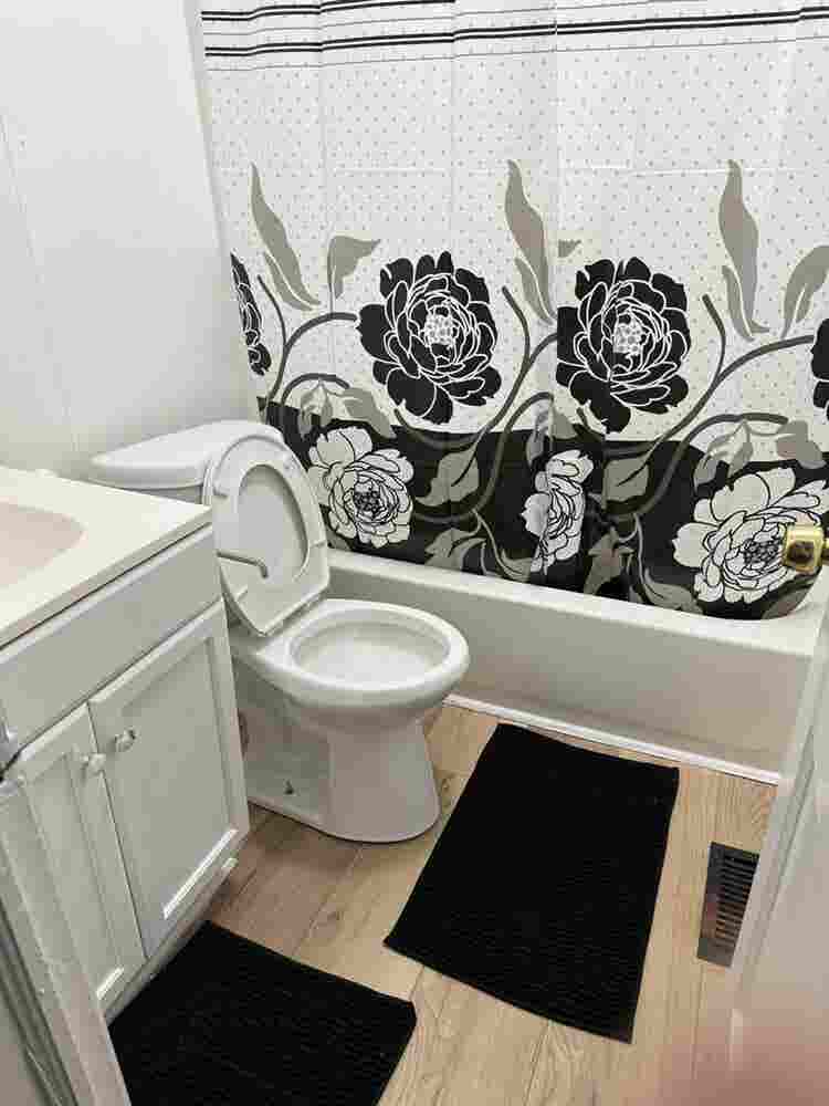 Macon Gems room 4 rent