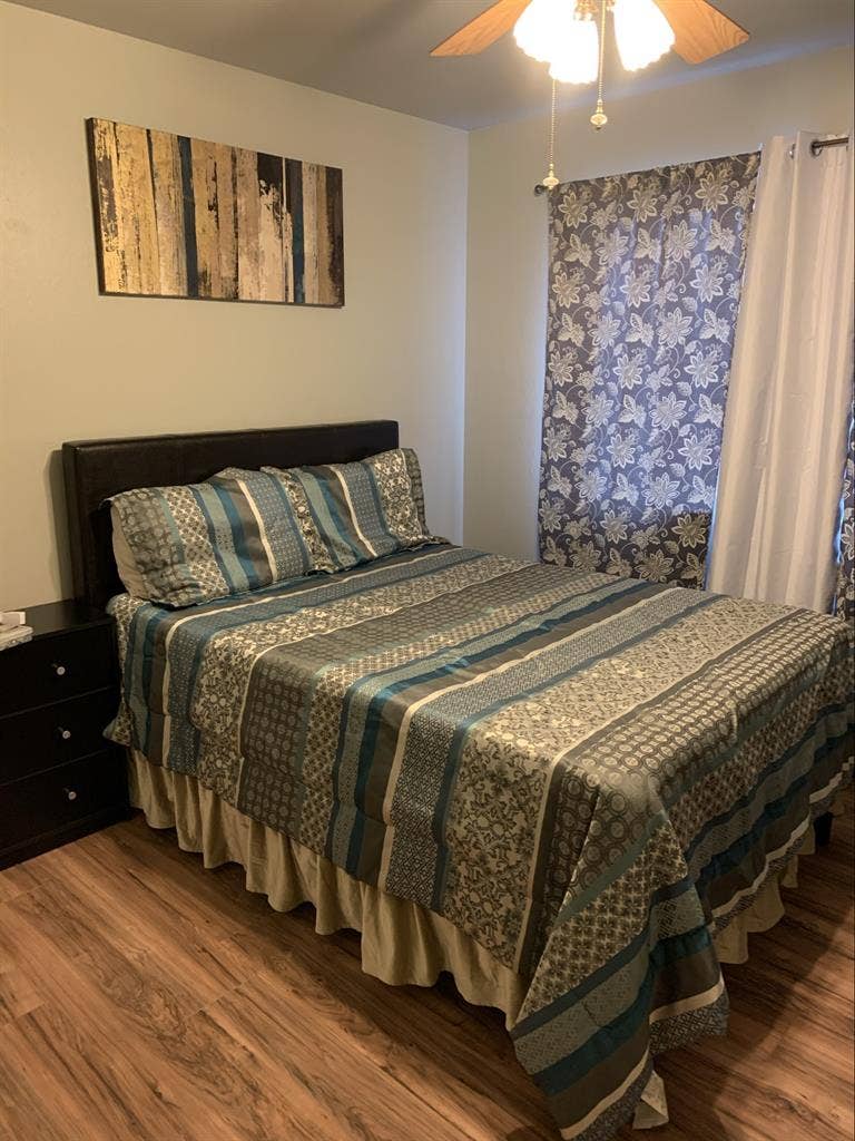 Room Available Now