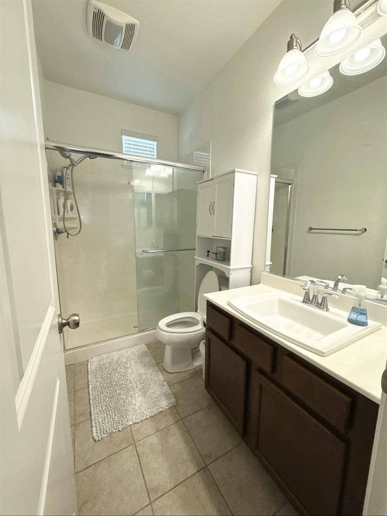 Private room with detached bathroom