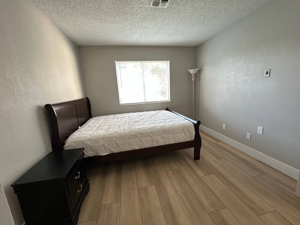 I’m providing 3 rooms for rent