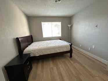 I’m providing 3 rooms for rent