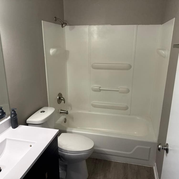 Single Bedroom Near Park!