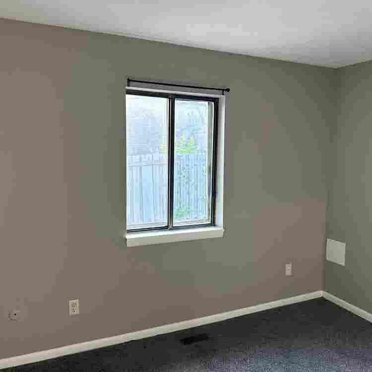 Single Bedroom Near Park!