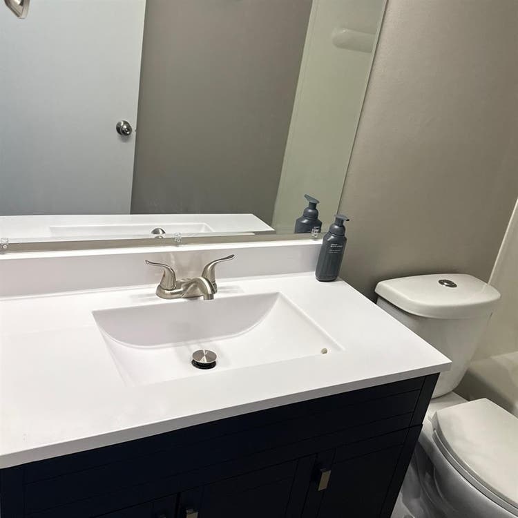 Single Bedroom Near Park!