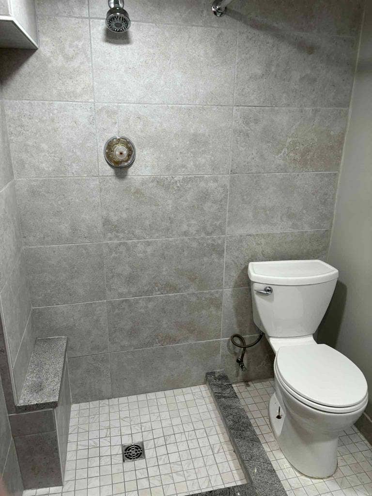 1 bdrm with kitchenette
