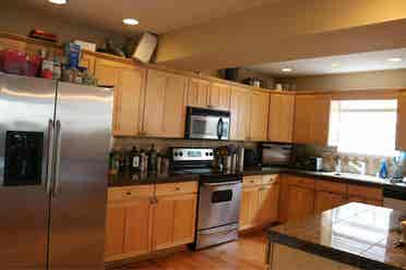 Primary suite in fantastic location