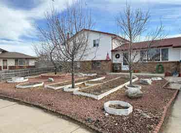 Unique family home First month FREE
