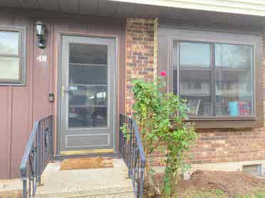Roommate wanted to share condo