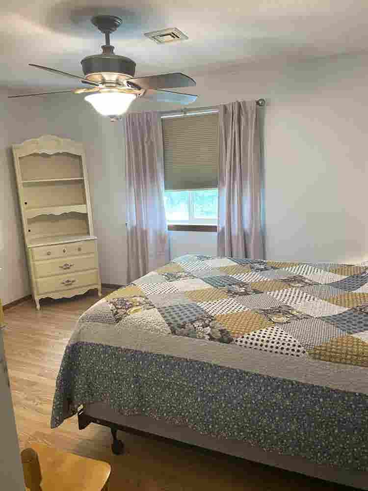 Roommate wanted to share condo