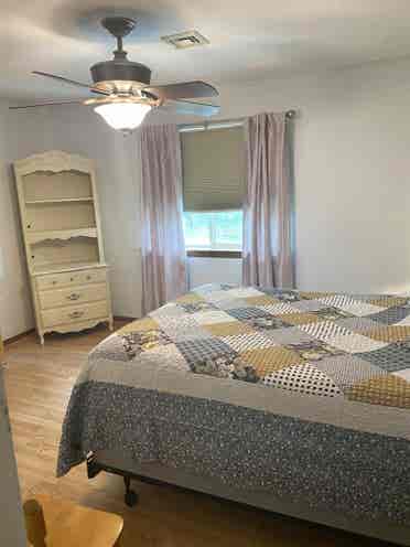 Roommate wanted to share condo
