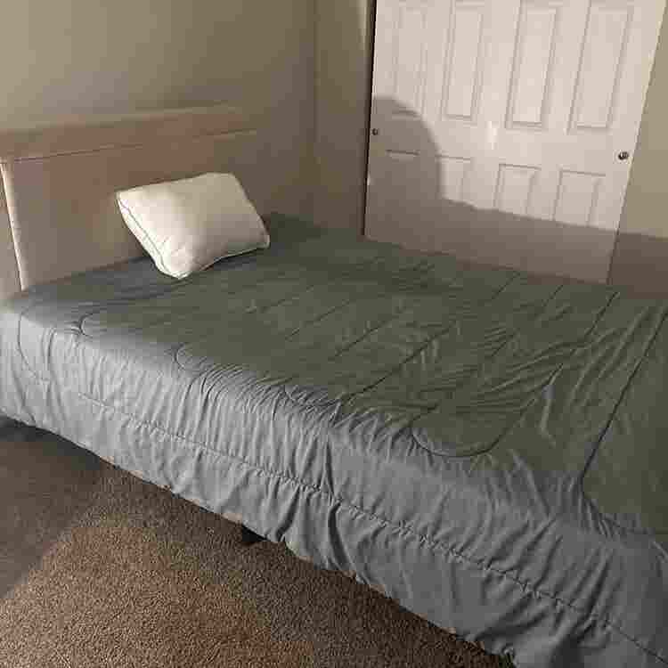 Furnished Room – LAKEWOOD