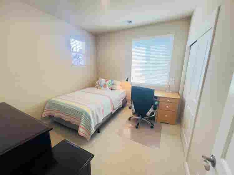Cozy Bedroom for Single Male