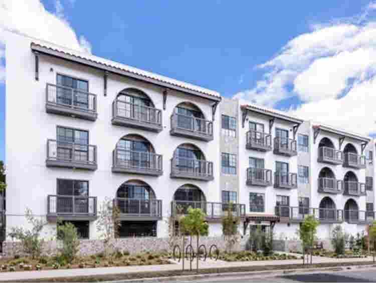 Private Room + Bath West Hollywood