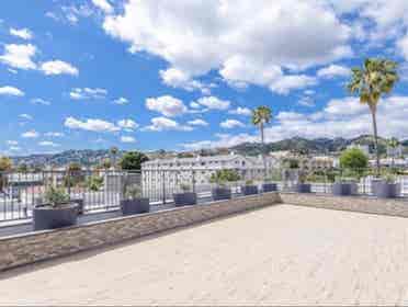 Private Room + Bath West Hollywood