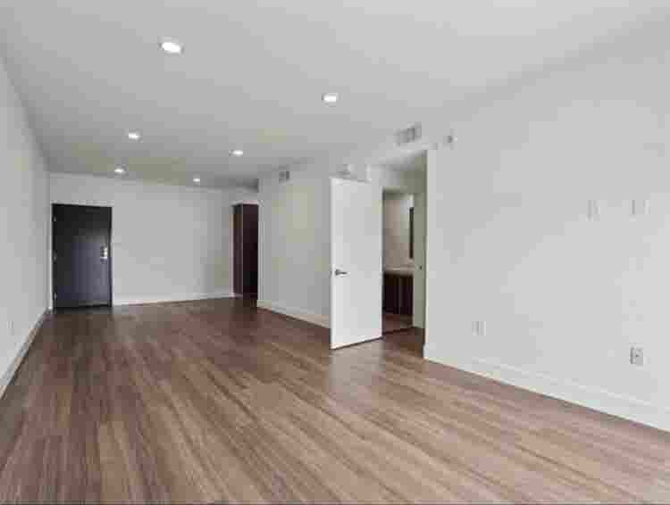 Private Room + Bath West Hollywood
