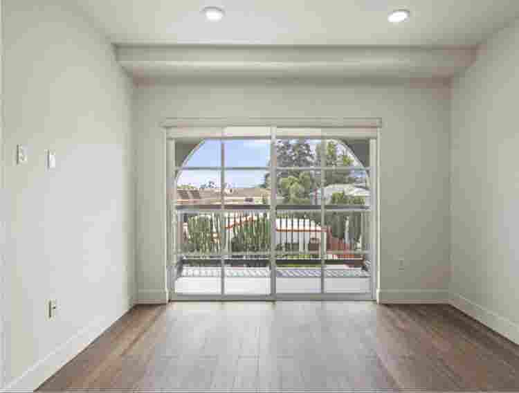 Private Room + Bath West Hollywood