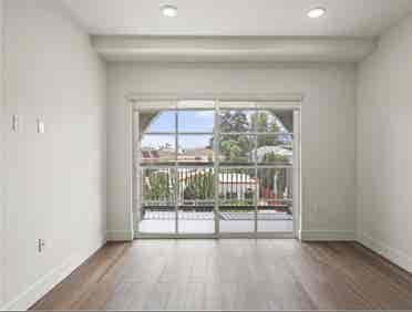Private Room + Bath West Hollywood